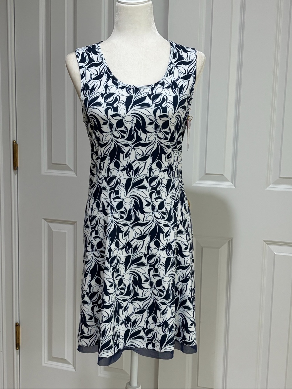 Stella Parker Dress Navy/White Size S